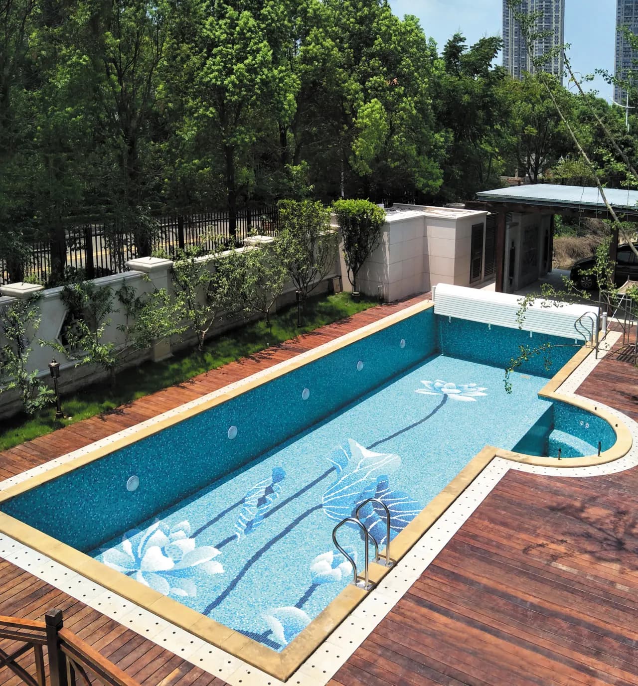 Wellness resort pool with hydrotherapy features